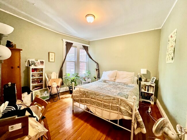 Photo - 1721 Commonwealth Ave Unit 1