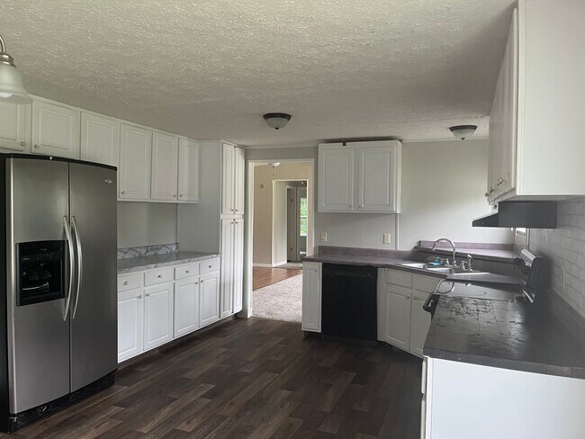 Kitchen - 1901 John Hall Rd