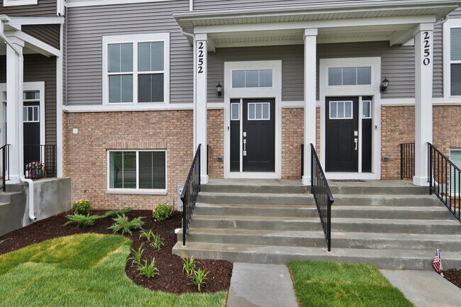 Photo - 2252 Stonegate Rd