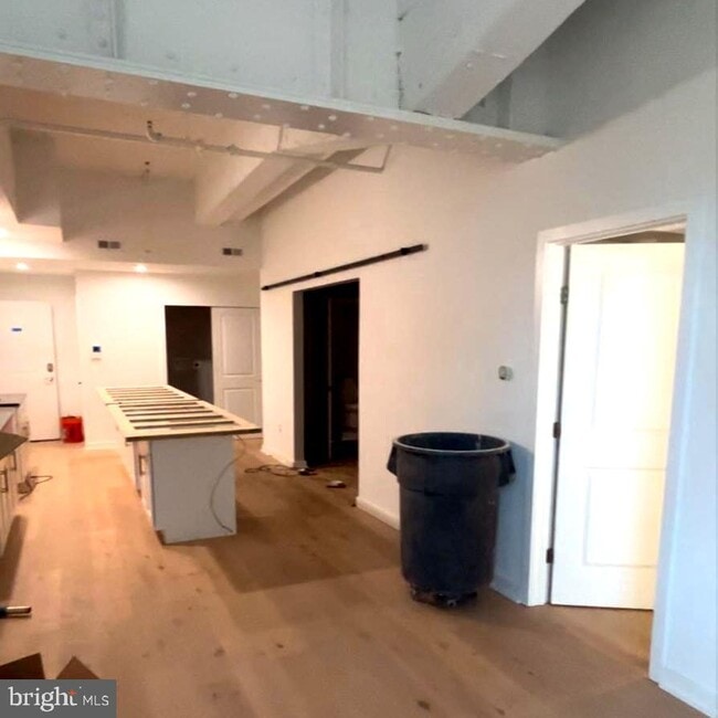 Photo - 36 N Narberth Ave Unidad 1-B