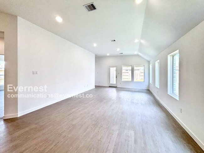 Photo - 26922 Tree Mallow Dr