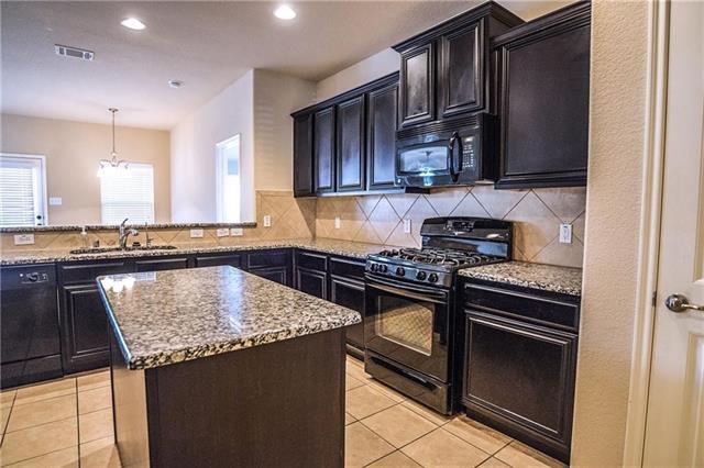 Photo - 1025 Lake Grove Dr