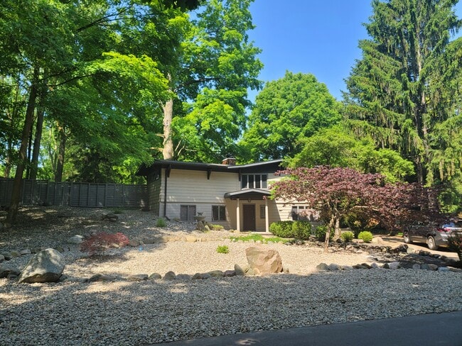 Photo - 4473 Maumee Dr House