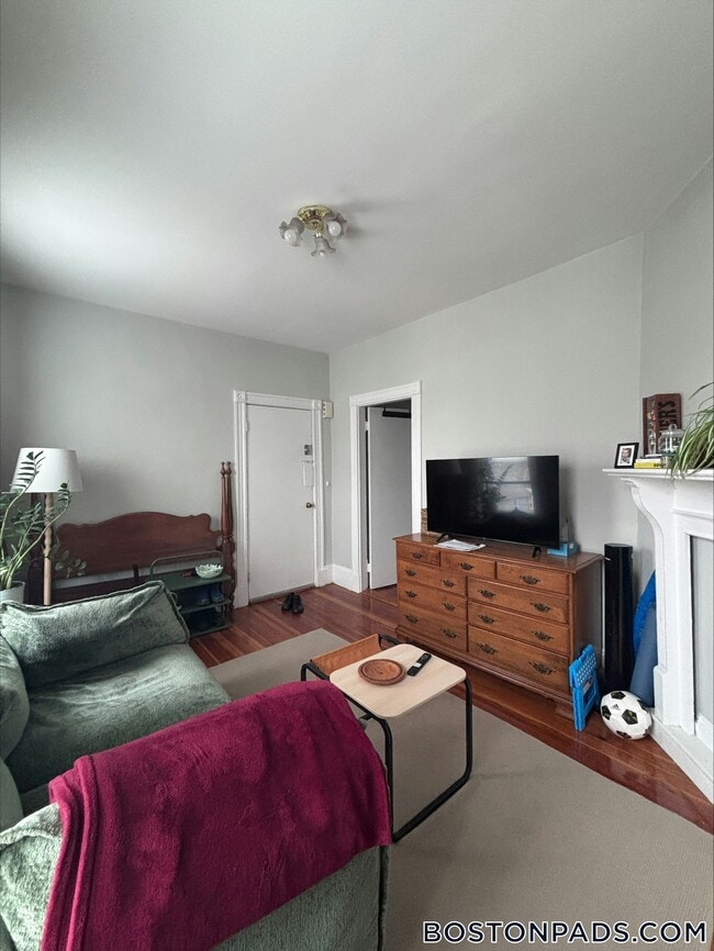 Photo - 137 Columbia St Unidad 3R