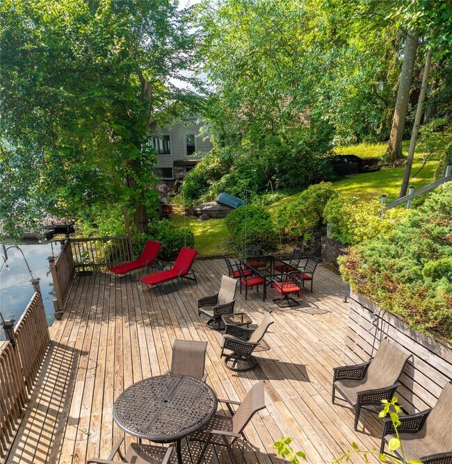 Photo - 24 Crescent Dr