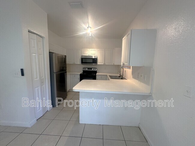 Photo - 2731 NE 3rd Dr Unit 101