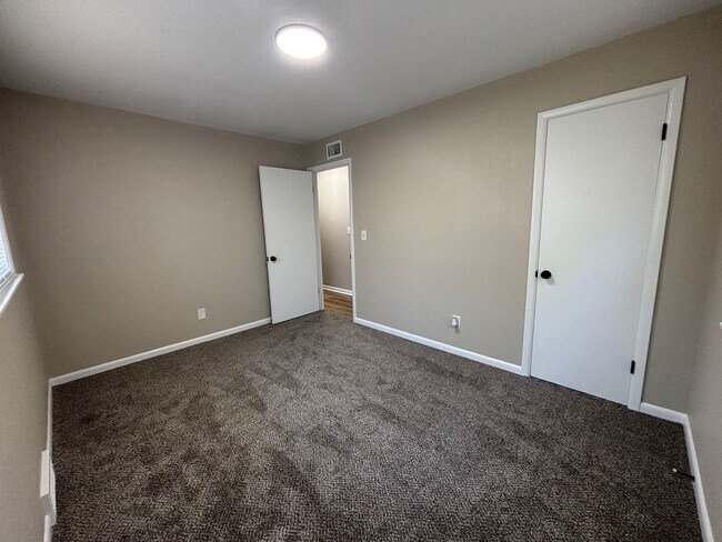 Photo - Stylishly Updated 3 Bedroom Home with Fresh Modern Finishes.