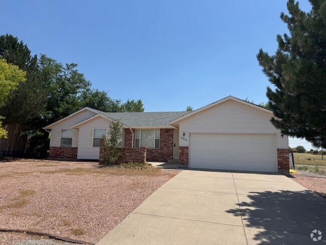 Building Photo - ALL PROSPECTIVE TENANTS MUST SUBMIT A $58 ... Rental
