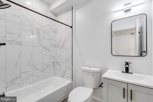 Photo - 2528 N 11th St