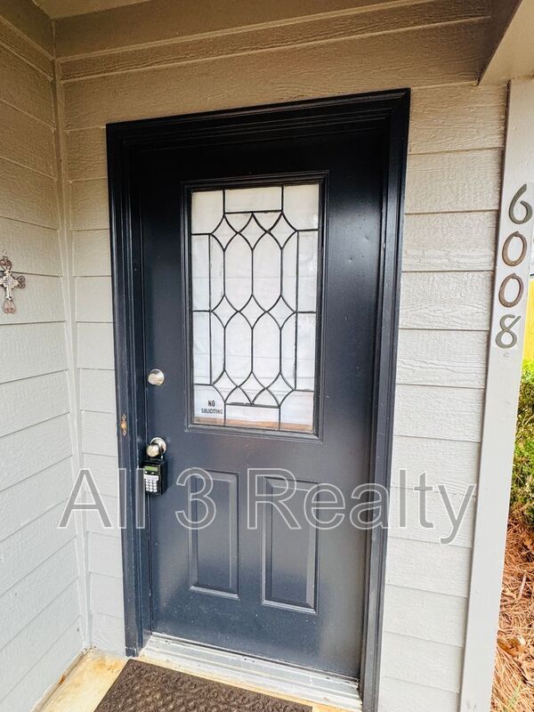 Photo - 6008 Woodrun Ct