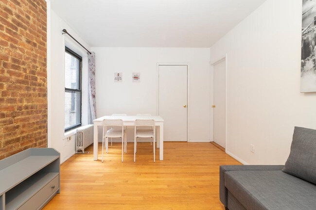 Photo - 1805 1st Ave Unidad ID1032030P