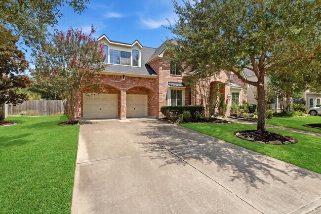 Photo - 5 Bed Single-Family Home for Rent in Grand Lakes, Katy 77494 with Lake Views & Pool