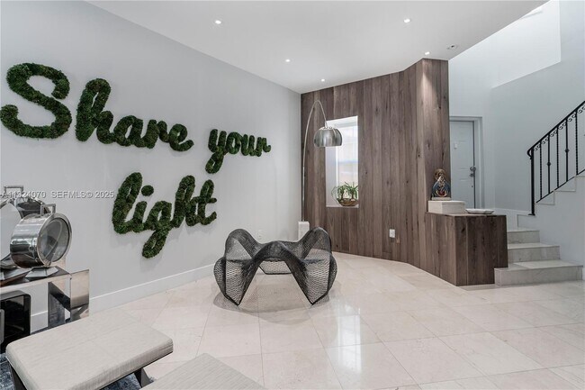 Photo - 18460 NE 30th Ave