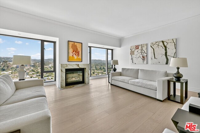 Photo - 10727 Wilshire Blvd