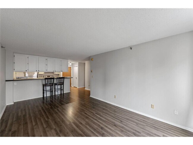 Photo - 433 S 7th St Unidad 1609