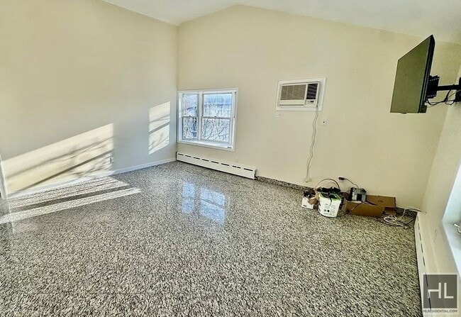 Photo - 2.5 bedroom, 1 bath with private porch, Dw, microwave & W/D utilities included Unit 1