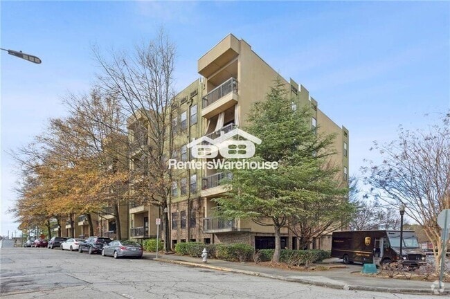 Building Photo - 425 Chapel St SW Rental