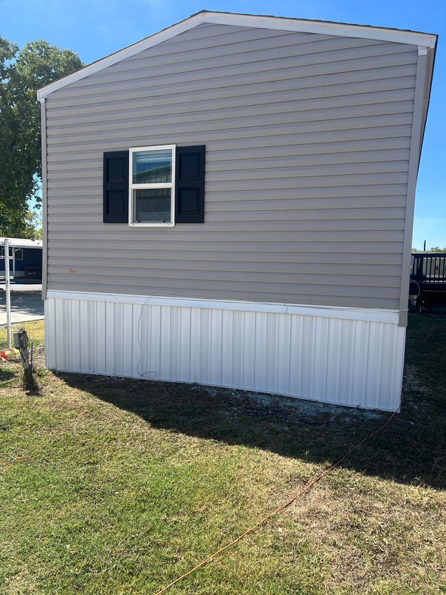 Photo - 750 Silent Valley Rd