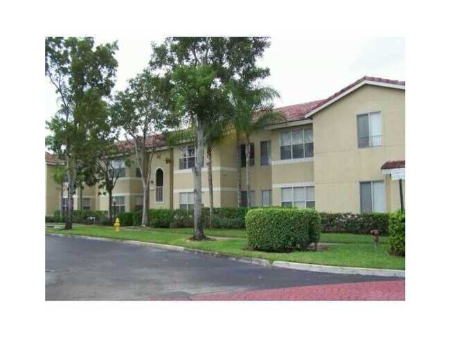 Photo - Remodeled 2 Bedroom / 2 Bathroom Condo wit... Unit 1012
