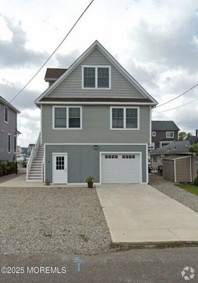 Building Photo - 250 Butler Blvd Rental