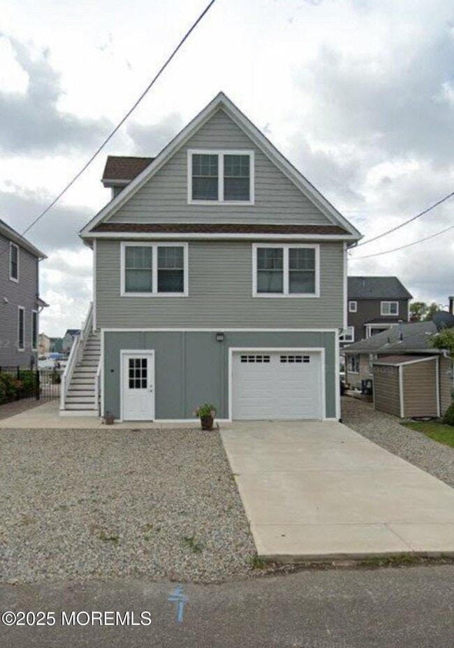 Photo - 250 Butler Blvd House