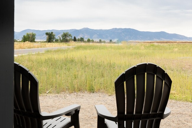 Photo - 188 Walleye Rd