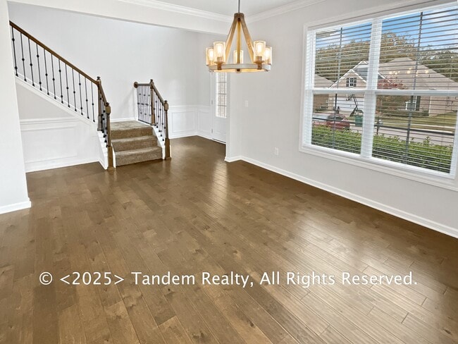 Photo - 8020 Forest Hills Dr