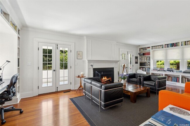 Photo - 2803 Montauk Hwy