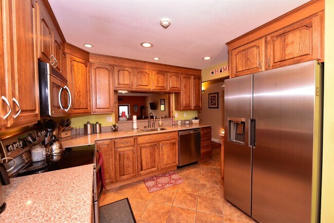 Photo - 65 Bear Puddin Ln