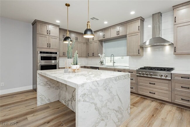 Photo - 8095 Carpenter Creek Ave