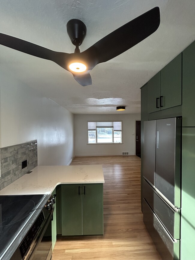 Photo - 410 S 13th Ave