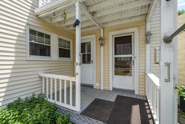 Photo - 68 Maplewood St Unit 1