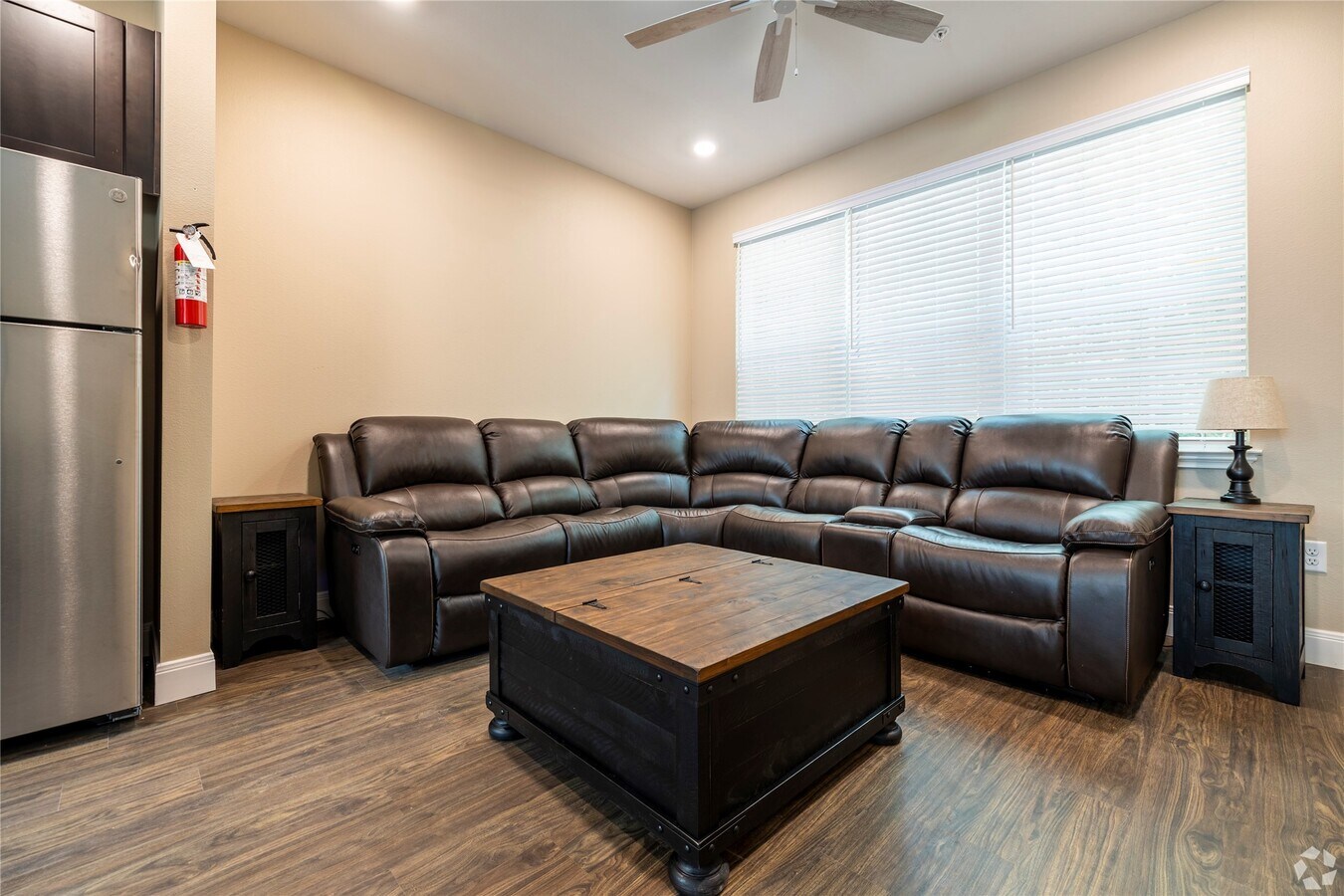 Photo - 3730 Boettcher Dr