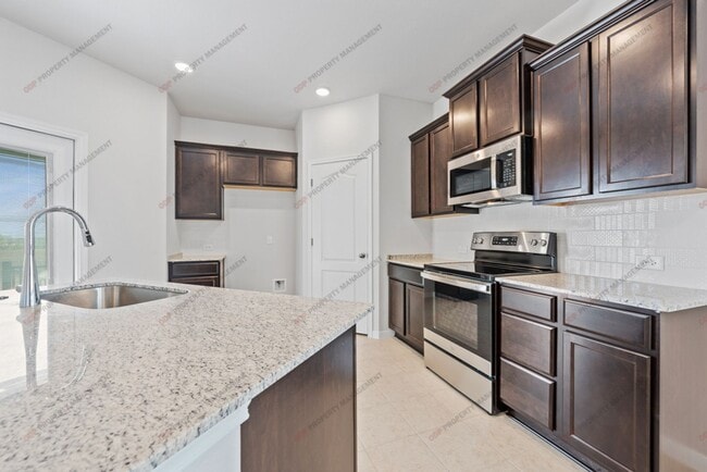 Photo - 2221 Chia Ct