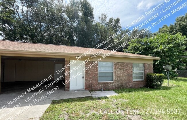 Building Photo - 704 Bryon Ct