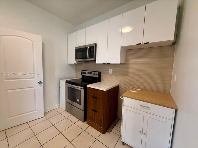 Photo - 1779 SW 16th Ter