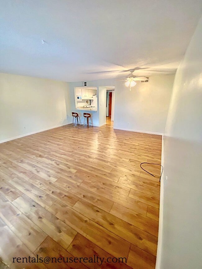 Photo - 6112 Harbourside Dr