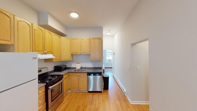 Photo - 96 Hammond St Unit 1