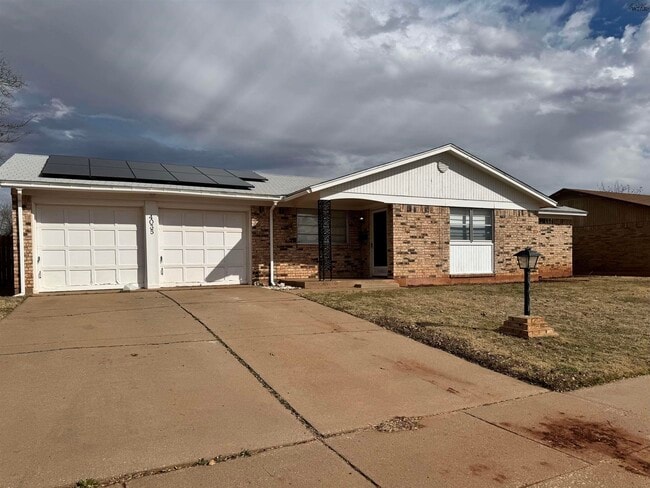 Building Photo - 4035 Hooper Dr