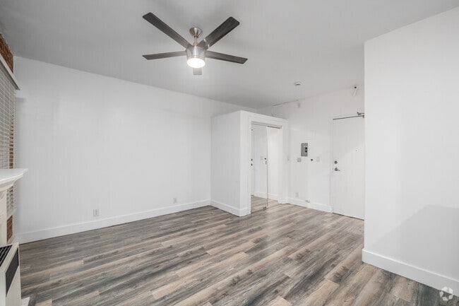 Studio - 420SF - Living Space