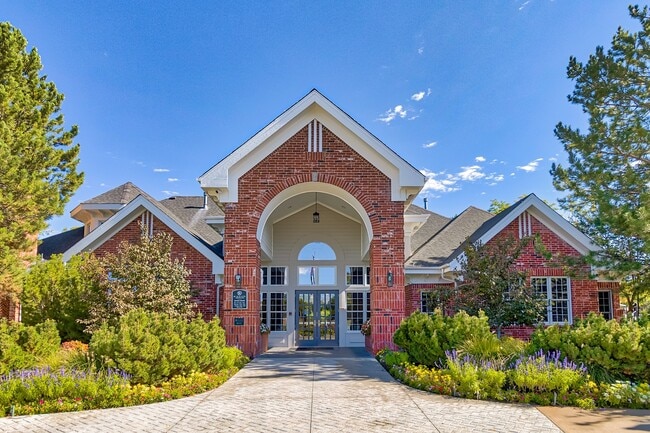Bienvenido a casa en Windsor Meadow Hills