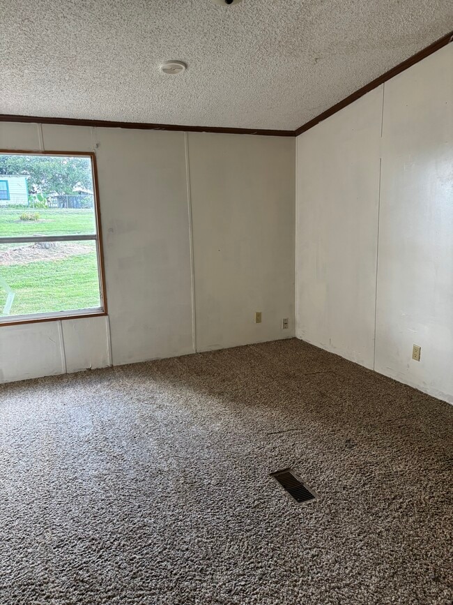 Photo - 3700 Kersey Rd