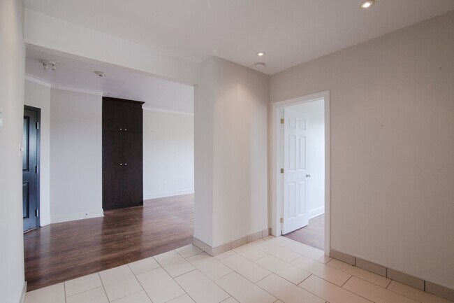 Photo - 5550 Rue Snowdon Unit 14