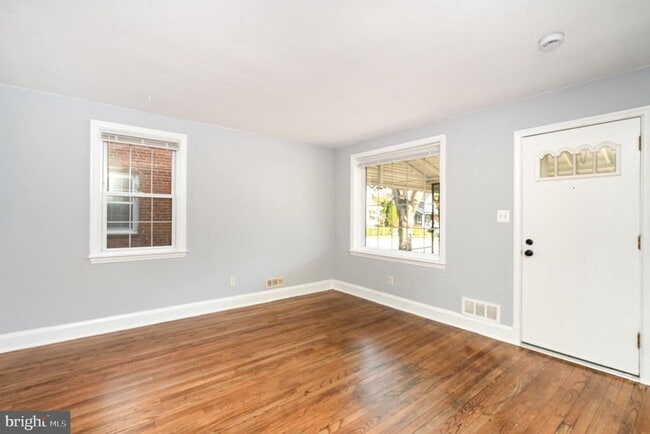 Photo - 218 Maryland Ave