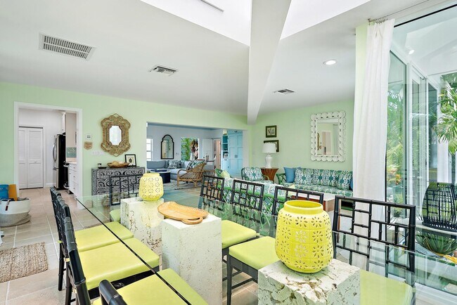 Photo - 123 Evans Ln