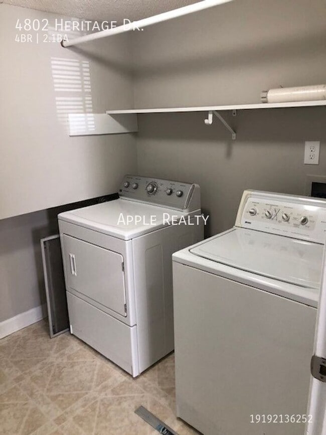 Photo - 4802 Heritage Dr