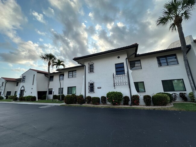 Photo - 4707 Santa Barbara Blvd Condo Unit B4