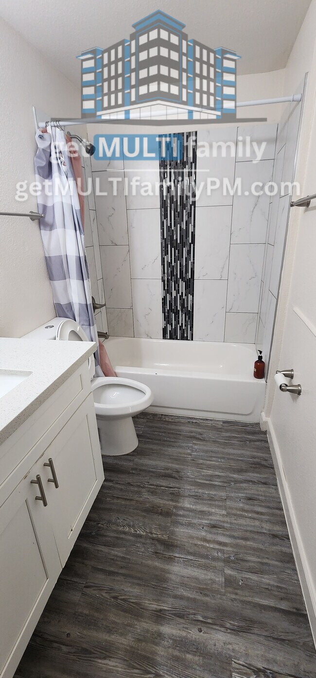 Photo - 515 W Pebble Beach Dr Unit # 515