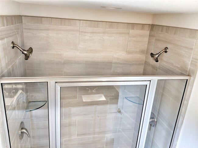 Photo - 3809 SW Mistletoe Ave