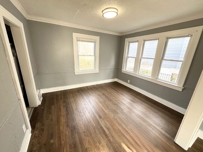 Photo - Beautiful 3 Bedroom , 2-Bath Home In Kansas City